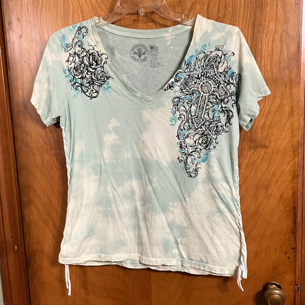 Affliction Women's Light Aqua V-Neck Tee with Black Cross and Aqua Accents